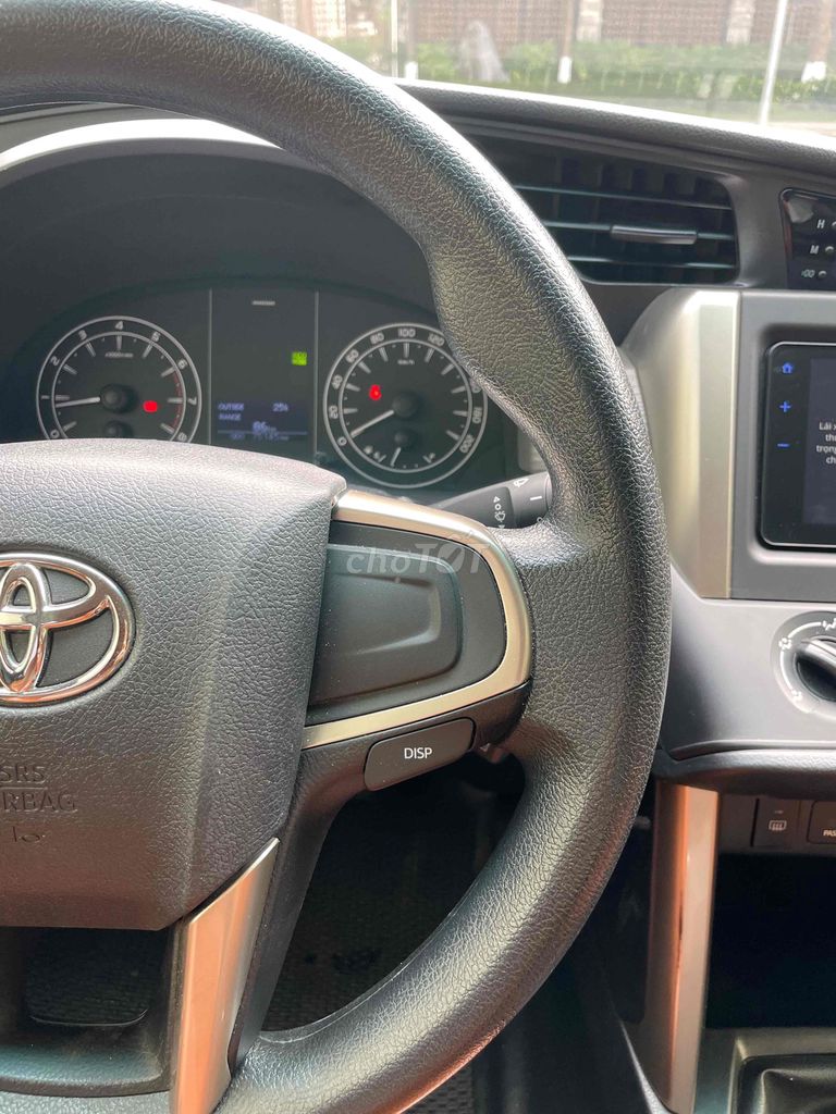 Toyota Innova 2021 E 2.0 MT - màu Đồng. Mua bán Ô tô tại Quận Cầu Giấy Hà Nội được đăng bởi CHỢ ÔTÔ CẦU GIẤY hình 13
