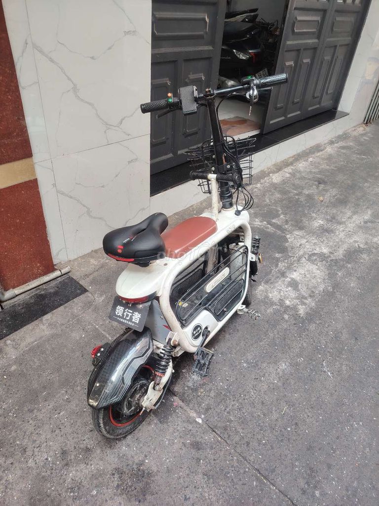 Xe đạp điện Mini Nhật Bản Trắng. Mua bán Xe điện tại Quận 4 Tp Hồ Chí Minh được đăng bởi A út  hình 3