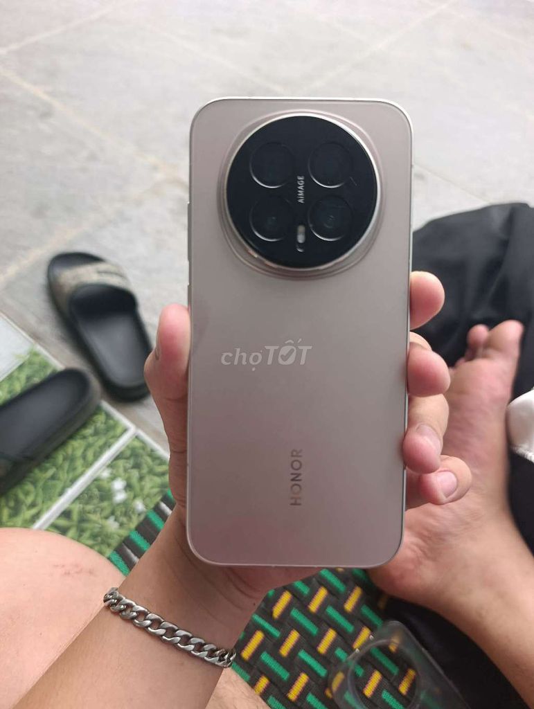 Honor Magic 8 12GB/256GB Xám 99%. Mua bán Điện thoại tại Thành phố Vinh Nghệ An được đăng bởi Hoàng Lê hình 1