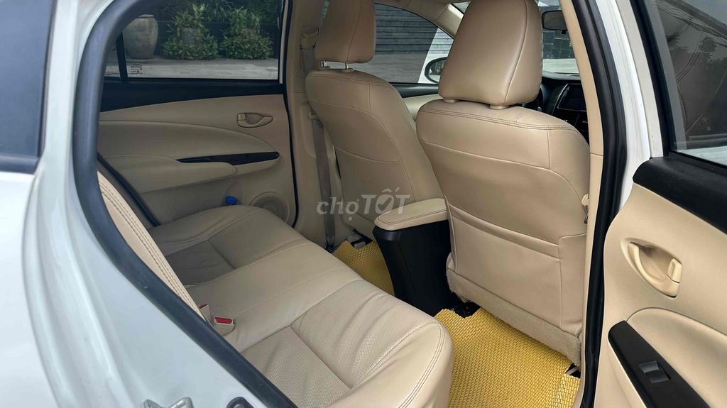 Toyota Vios E 2022, автомат, белый