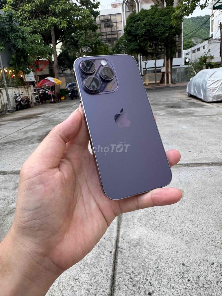 Apple iPhone 14 Pro 256GB Tím Quốc Tế 98.5%. Mua bán Điện thoại tại Thành phố Vũng Tàu Bà Rịa - Vũng Tàu được đăng bởi BINHHYK  hình 1