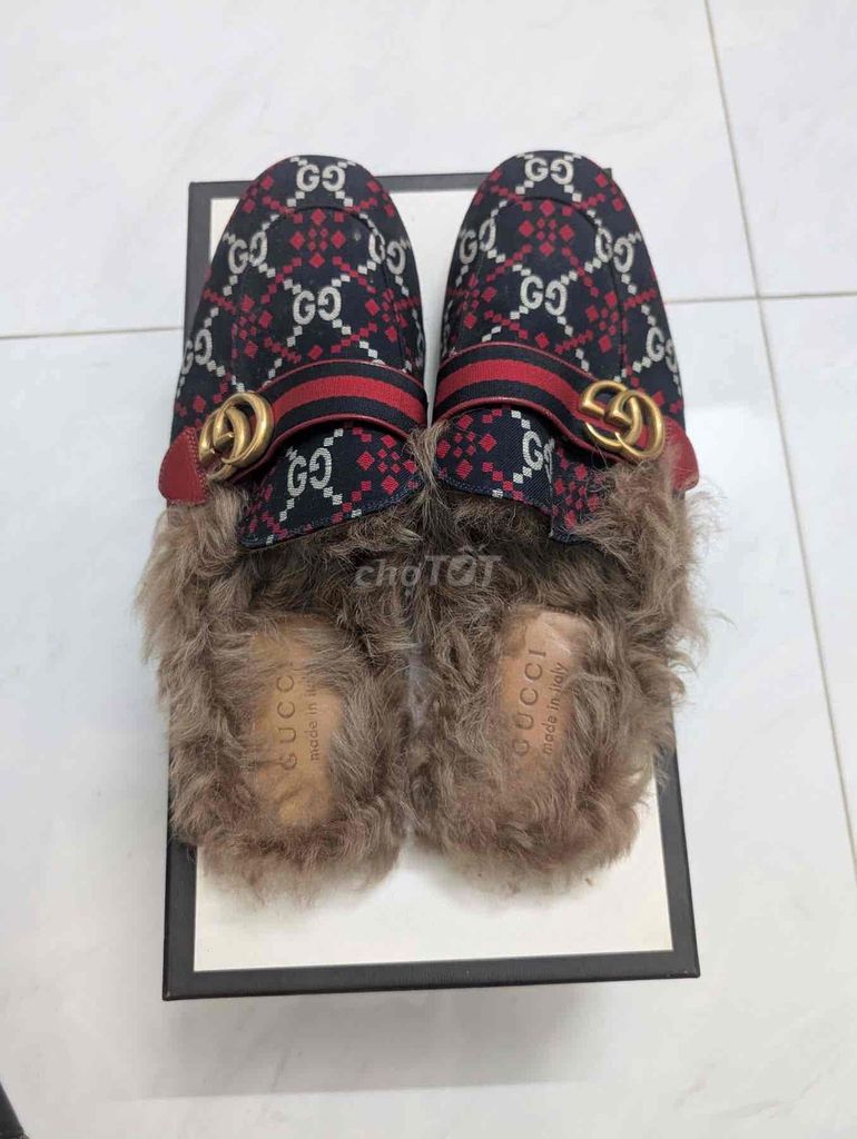 Dép lê Gucci nam size 9G 43. Mua bán Giày dép tại Quận Cẩm Lệ Đà Nẵng được đăng bởi Trần Ngọc Khoa hình 1