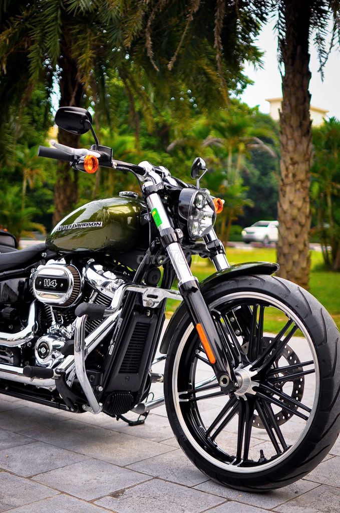 THANH MOTOR Cần Bán Harley Davidson Breakout 2022. Mua bán Xe máy tại Quận Hoàng Mai Hà Nội được đăng bởi Lê Chí Thanh hình 3
