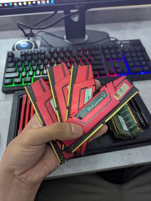 Ram DDR4 bus 2400 -2800 ( QSD ). Mua bán Linh kiện (RAM, Card...) tại Quận Tân Bình Tp Hồ Chí Minh được đăng bởi Trần Hoàng
