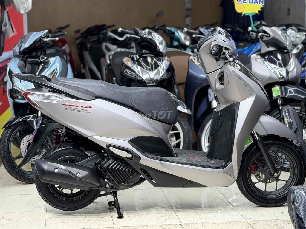 Honda Lead 4VAL Special 2023 Матовый серебристый Smartkey