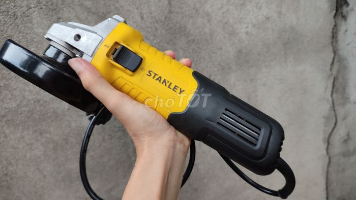 Máy mài góc cầm tay Stanley 900w BH 24 tháng NEW