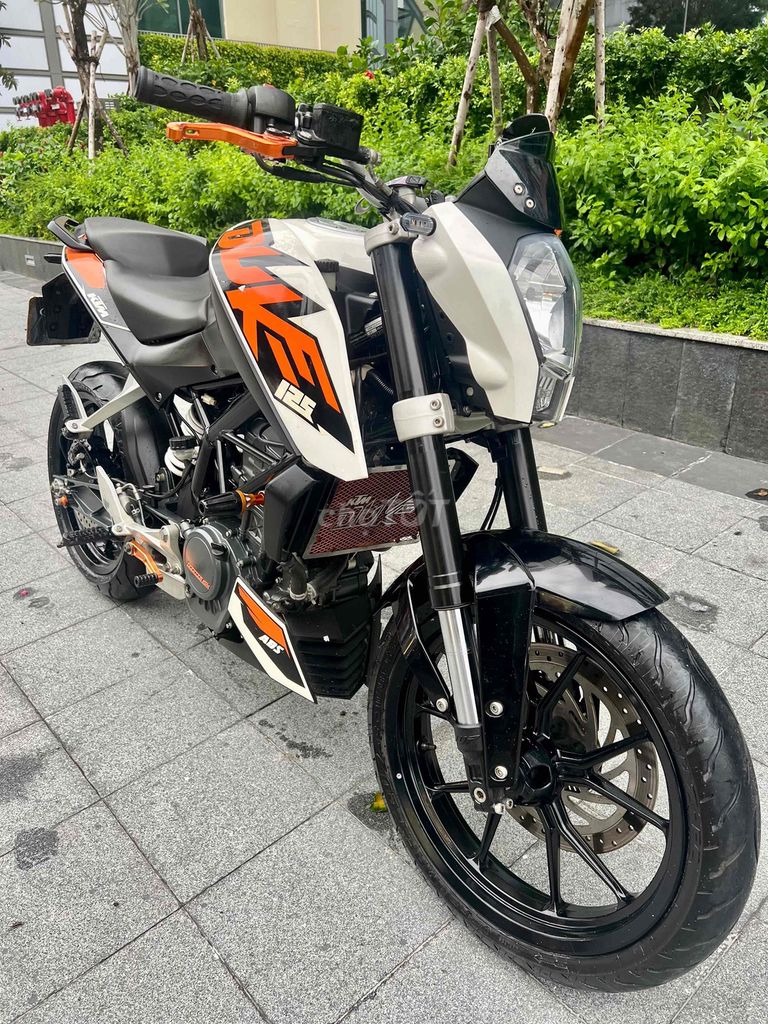 KTM DUKE 125cc 2014 rẻ đẹp. Mua bán Xe máy tại Quận 1 Tp Hồ Chí Minh được đăng bởi Tủn Ca hình 3