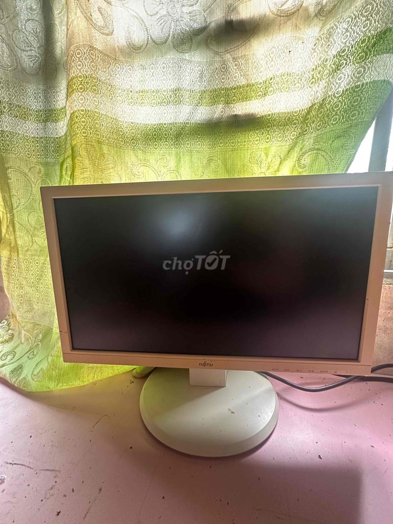 Màn hình Fujitsu 20 inch còn đẹp. Mua bán Phụ kiện (Màn hình, Chuột...) tại Thành phố Bến Tre Bến Tre được đăng bởi Huy hình 1