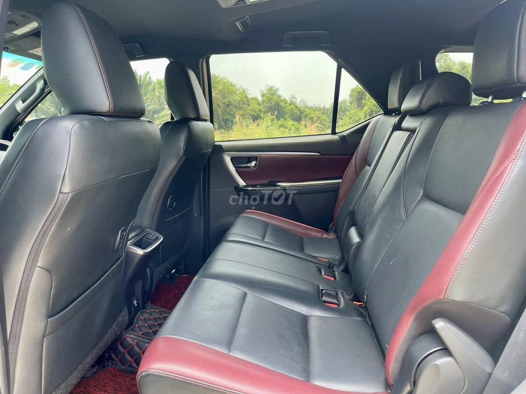 Toyota Fortuner Legender 2023 2.4L 4x2 AT 34000 Km. Mua bán Ô tô tại Thành phố Thủ Đức Tp Hồ Chí Minh được đăng bởi Đức Tứ Bánh hình 15