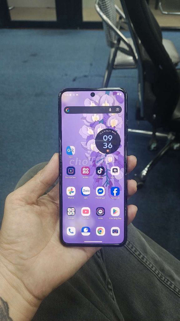 Motorola Razr 40s 256GB Xám. Mua bán Điện thoại tại Thành phố Thuận An Bình Dương được đăng bởi Linh Tâm hình 1