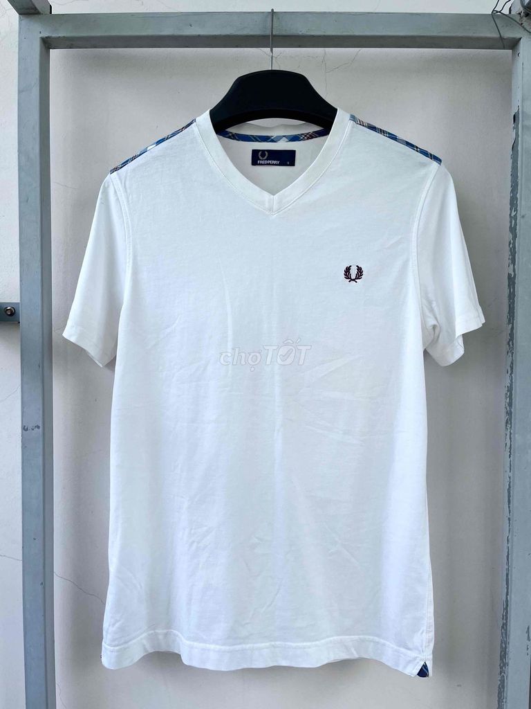 Áo thun Fred Perry Bông Trắng S. Mua bán Quần áo tại Huyện Hóc Môn Tp Hồ Chí Minh được đăng bởi Trần Nguyễn Thanh Thảo hình 1