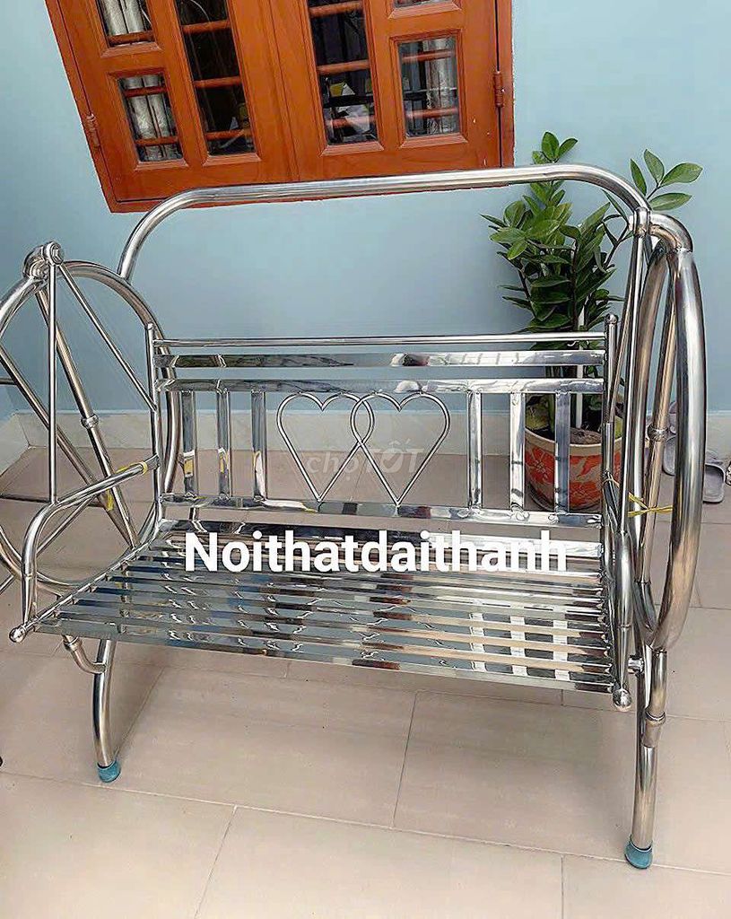 Xích đu INOX mini kiểu trái tim-giao miễn phí HCM. Mua bán Nội thất, đồ gia dụng khác tại Quận Tân Phú Tp Hồ Chí Minh được đăng bởi Nội thất đại thành hình 1