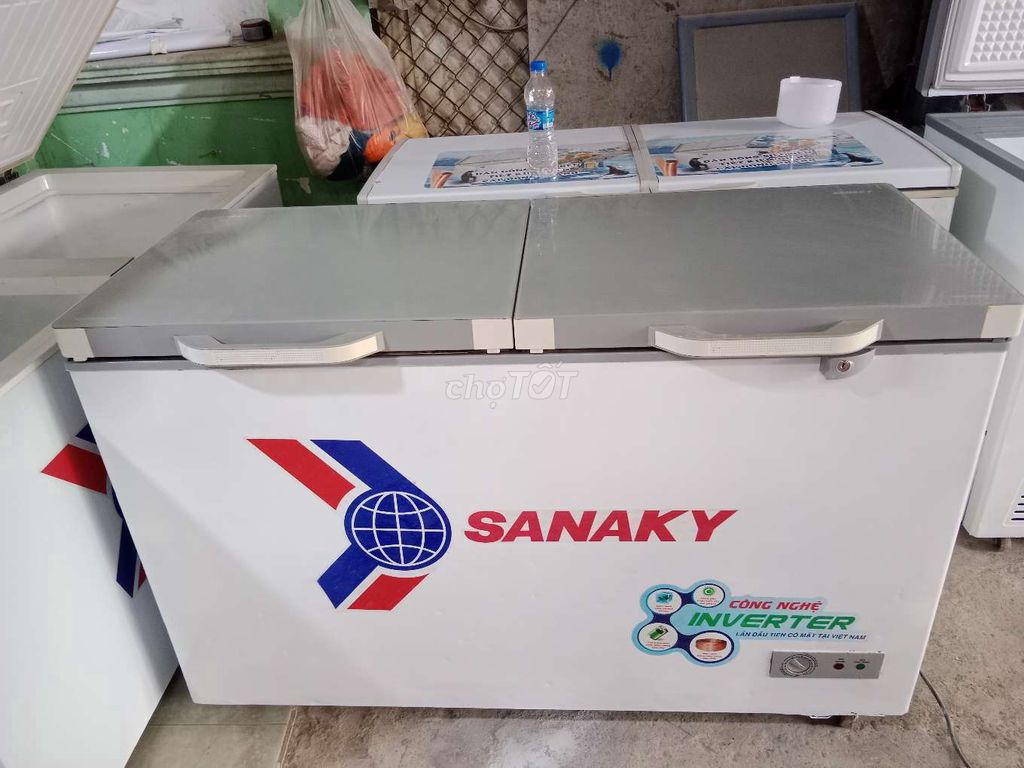 4099 4k tủ đông suốt Sanaky