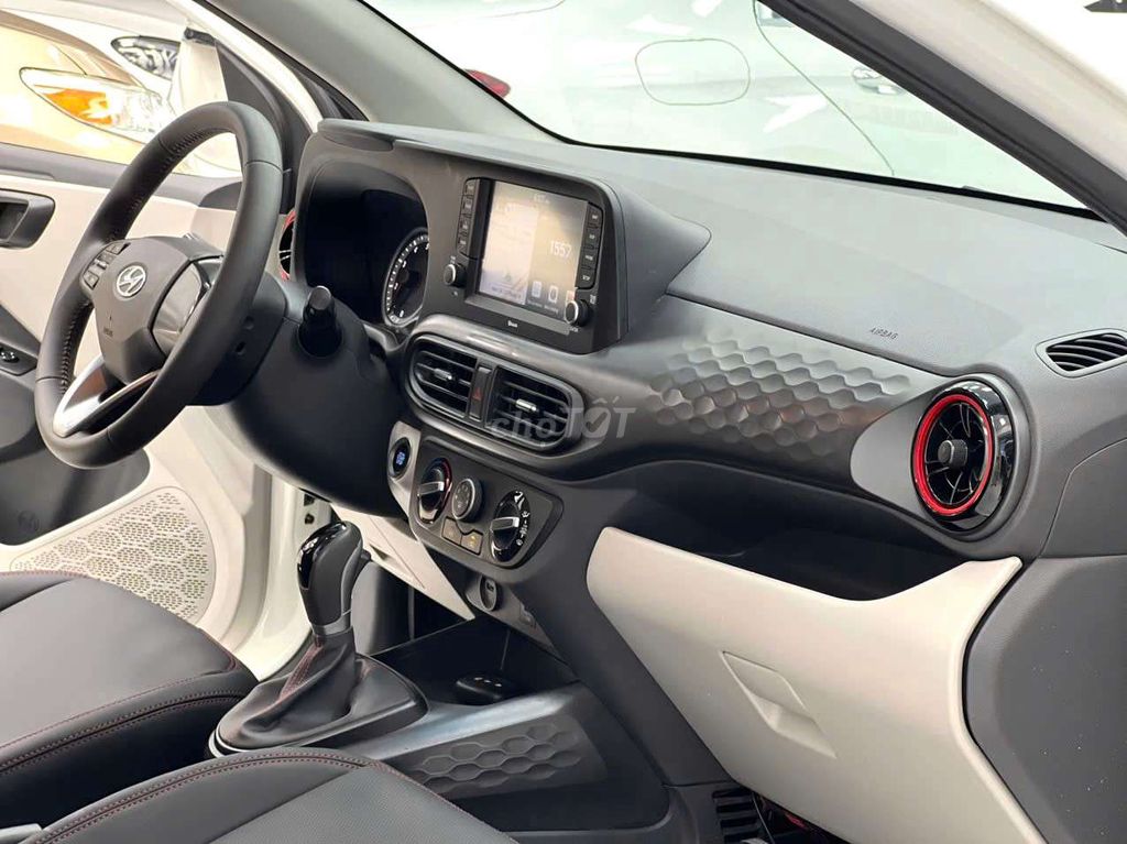 HYUNDAI I10 2021 Sedan 1.2 AT - 42379 km. Mua bán Ô tô tại Thành phố Nha Trang Khánh Hòa được đăng bởi TÂM THIỆN AUTO hình 15