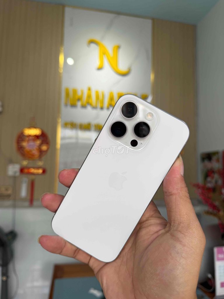 IPHONE 16 PRO 256gb TRẮNG QT ZIN ÁP ĐẸP PIN 91. Mua bán Điện thoại tại Thành phố Cà Mau Cà Mau được đăng bởi NHAN APPLE hình 1