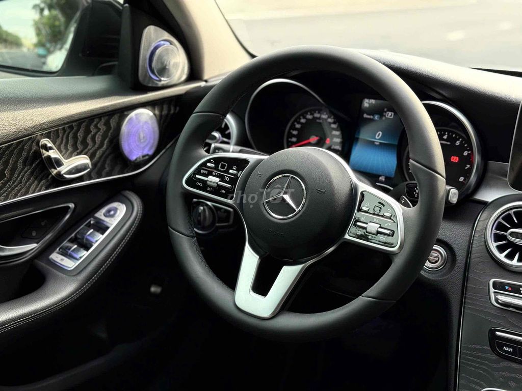 Mercedes Benz C200 up C300 model 2019. Mua bán Ô tô tại Quận 8 Tp Hồ Chí Minh được đăng bởi Khoa nguyễn hình 7