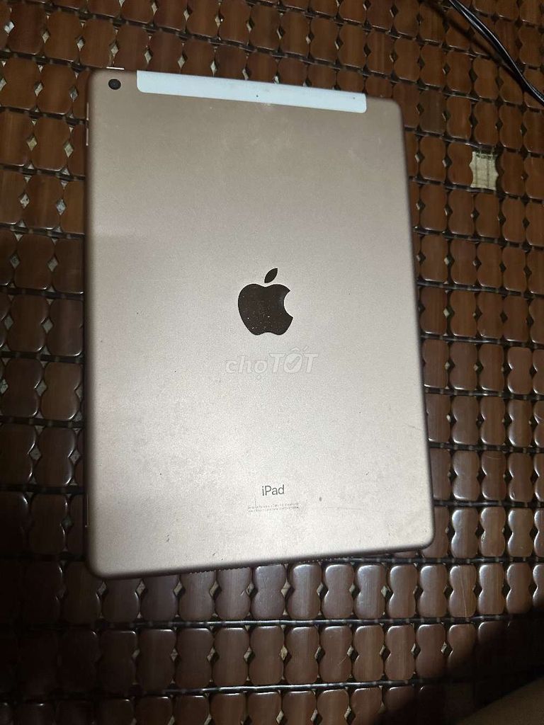 Apple iPad Gen 7 128GB Vàng hồng; 4G. Mua bán Máy tính bảng tại Quận Đống Đa Hà Nội được đăng bởi Nguyễn Minh Đức hình 1