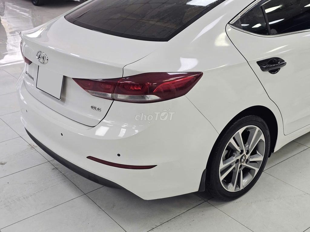Hyundai Elantra 2.0 GLS 2018 Trắng. Mua bán Ô tô tại Thành phố Thủ Đức Tp Hồ Chí Minh được đăng bởi SÀN Ô TÔ VIỆT NAM SÀI GÒN hình 5