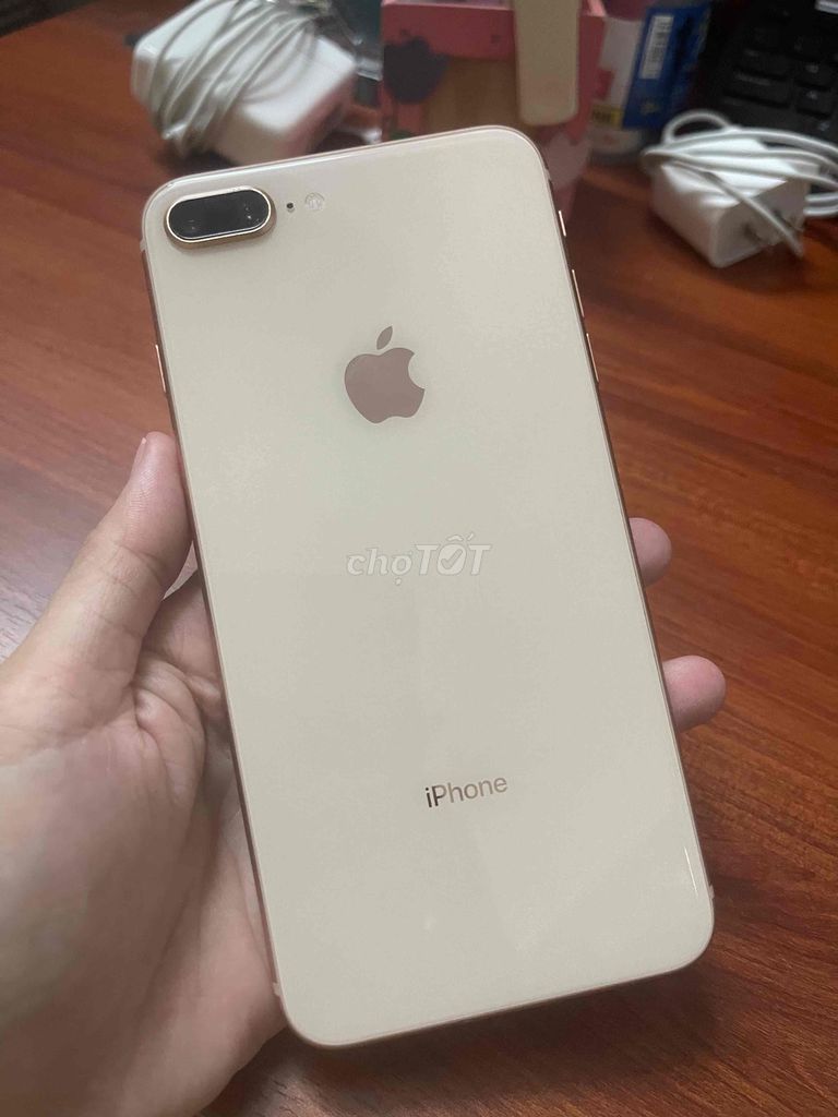 iPhone 8 Plus Vàng 64gb mới 99% k trầy xước. Mua bán Điện thoại tại Quận Cẩm Lệ Đà Nẵng được đăng bởi Trương thị Phương Linh hình 1