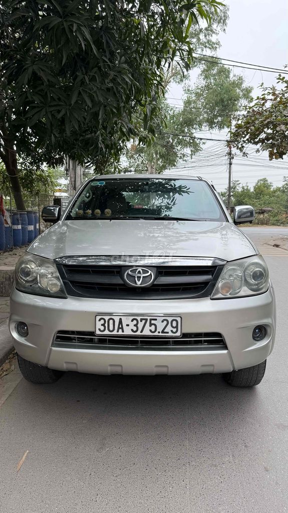 Toyota Fortuner 2008 - 158632 km