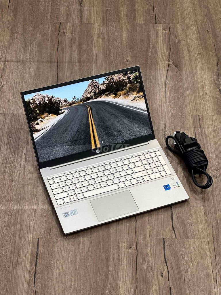 Laptop HP Pavilion 15 15.6' Core i5 1335U 16/512. Mua bán Laptop tại Quận 10 Tp Hồ Chí Minh được đăng bởi APPLE 2HAND hình 1