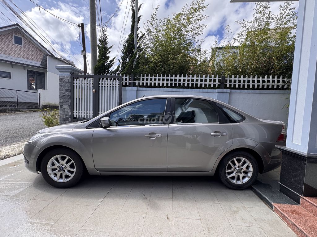 Ford Focus 2010 1.8 MT - 200000 km. Mua bán Ô tô tại Thành phố Đà Lạt Lâm Đồng được đăng bởi TQKHANH hình 4