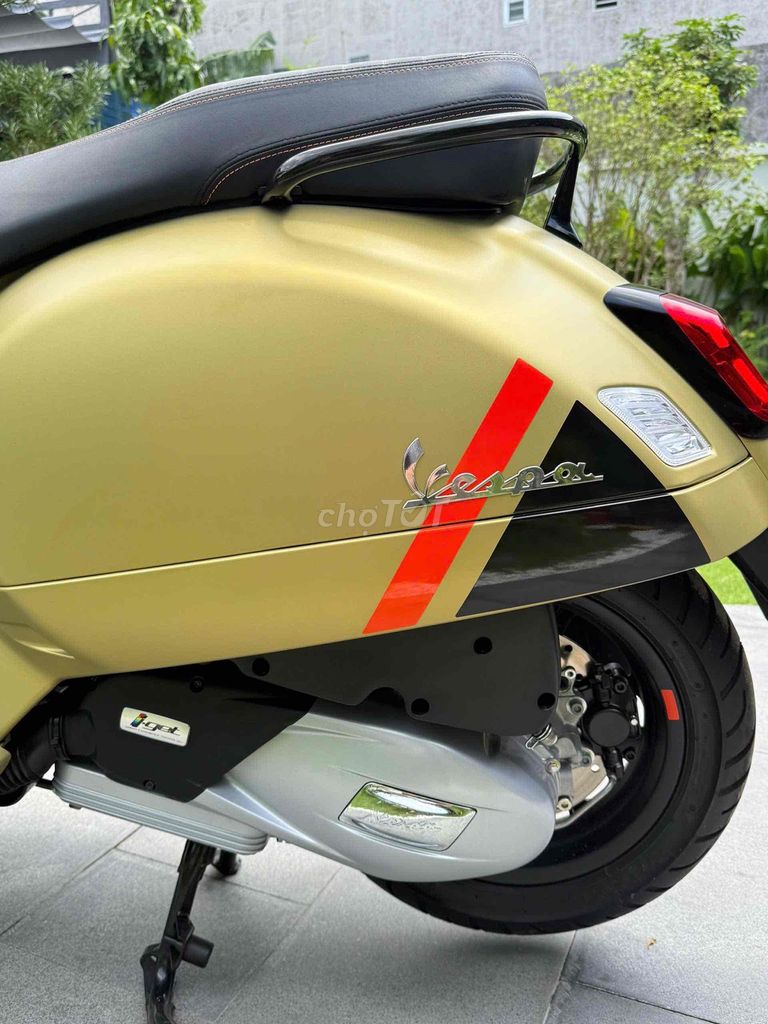 Vespa GTS Super Sport khoá Keyless mới chạy 300 km. Mua bán Xe máy tại Quận Cái Răng Cần Thơ được đăng bởi Cửa Hàng Xe Máy Quang Sang hình 8