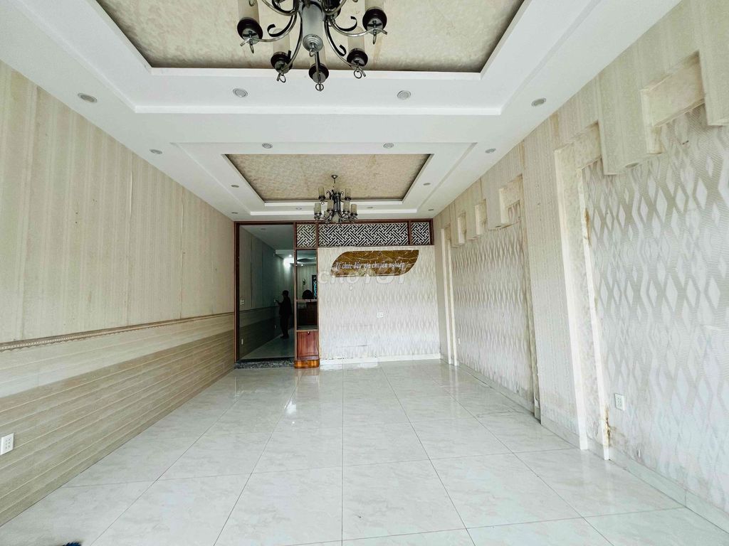 Mặt tiền N1 kinh doanh sầm uất 20tr/th nhà 3 lầu tự do cải tạo 5 phòng