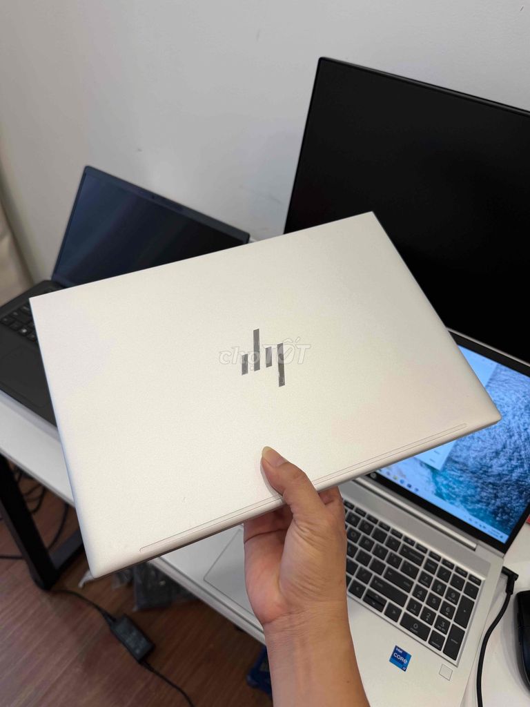 Hp Elitebook 840 G11 Ultra 7 16G 512G FHD+ Touch. Mua bán Laptop tại Quận Tân Bình Tp Hồ Chí Minh được đăng bởi ĐẶNG HOÀNG PHÚC hình 1