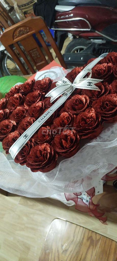 Bó hoa giả Chanel vải Đỏ. Mua bán Cây cảnh, đồ trang trí tại Quận Nam Từ Liêm Hà Nội được đăng bởi Nguyễn Vĩnh hình 1