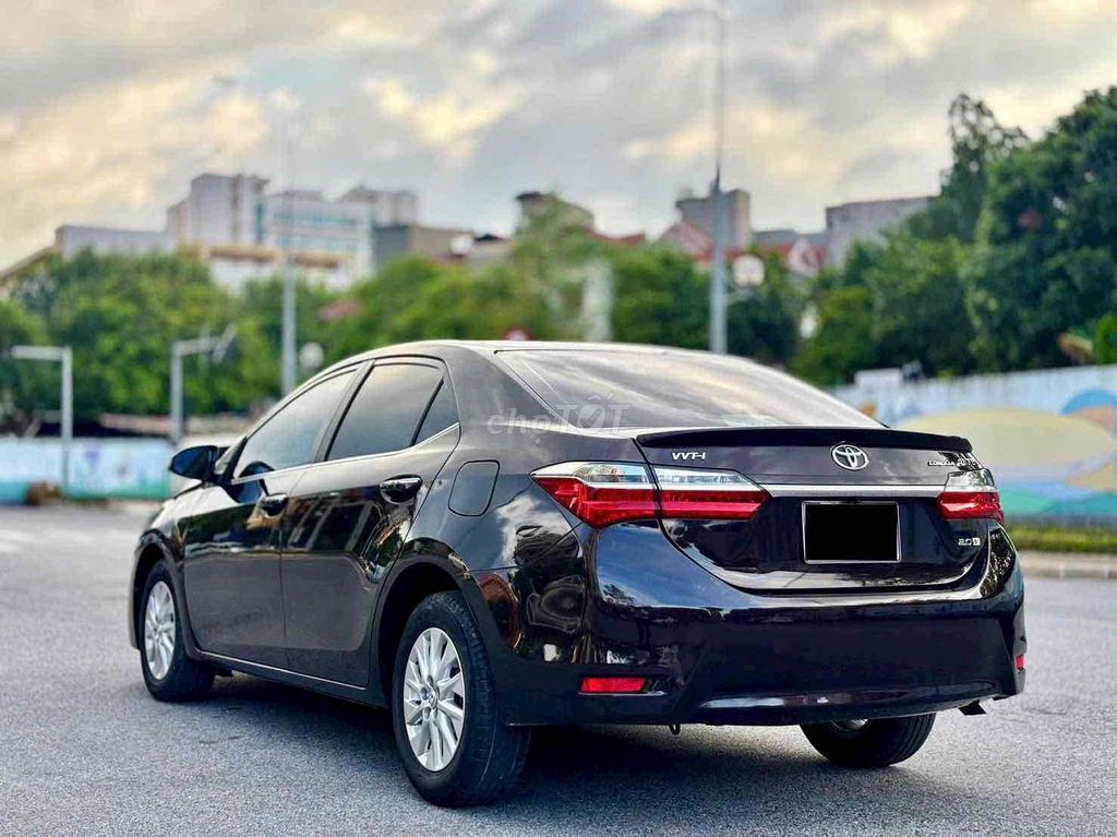 Toyota Corolla Altis 2018 1.8E AT - 70000 km. Mua bán Ô tô tại Quận Đống Đa Hà Nội được đăng bởi TRUNG HIẾU AUTO hình 2
