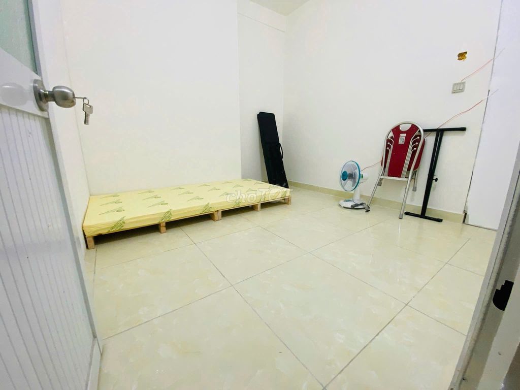 Hình ảnh phòng trọ p 2.4 giảm còn 2tr, full NT, gần Phú Mỹ Hưng