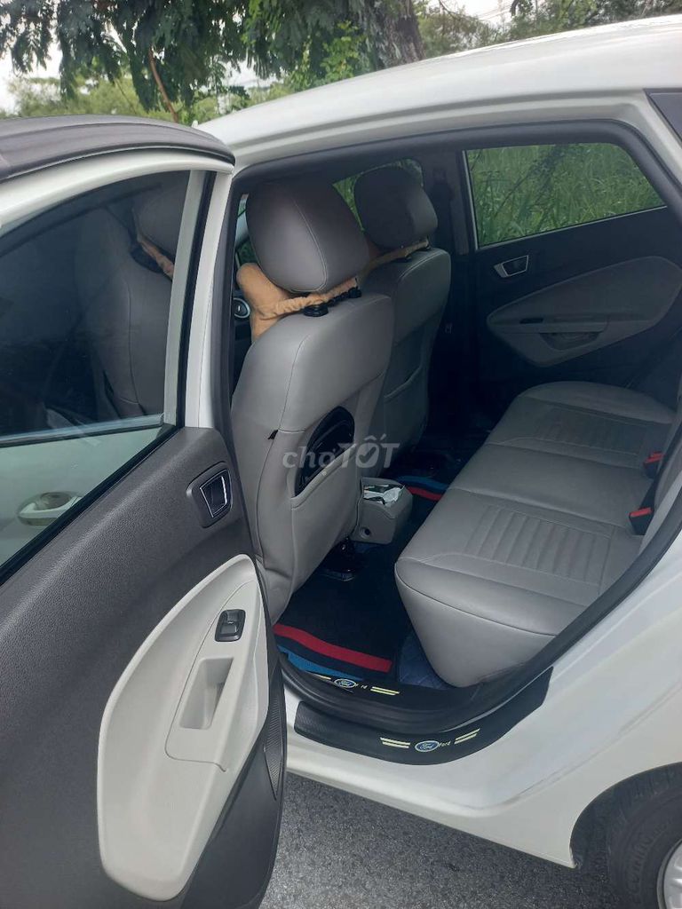 2015 1.5 AT Trend - 78000 km. Mua bán Ô tô tại Thành phố Thuận An Bình Dương được đăng bởi Gia Khang hình 5