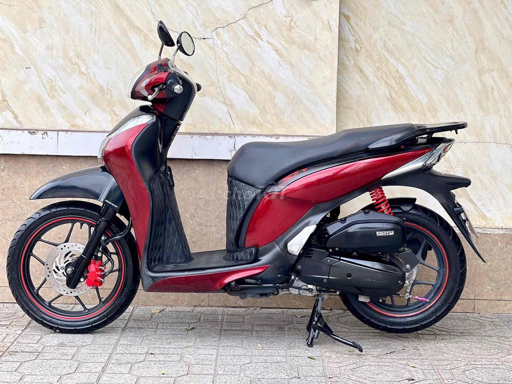 honda sh mode xe đẹp nguyên zin êm  9chủ. Mua bán Xe máy tại Quận 12 Tp Hồ Chí Minh được đăng bởi CHXM Phương Nam Chuyên Bán Xe Trả Góp Bao Nợ Xấu hình 4
