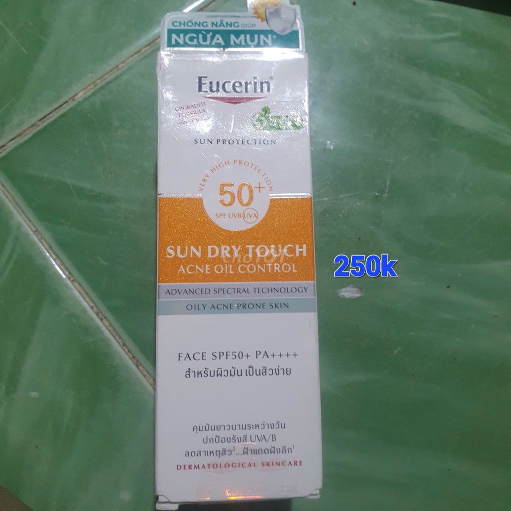 Kem chống nắng Eucerin Sun Dry Touch Da dầu mụn. Mua bán Phụ kiện thời trang khác tại Quận Tân Phú Tp Hồ Chí Minh được đăng bởi Lam Hoang hình 1