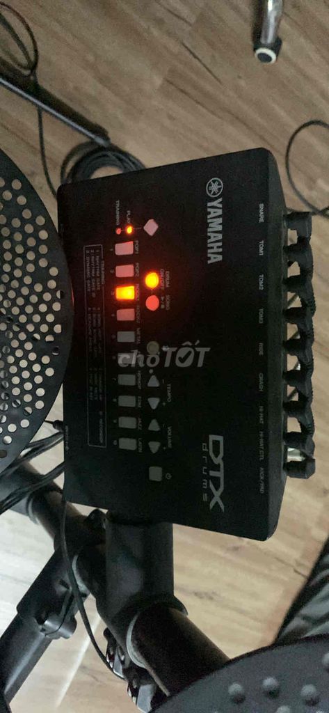 Trống điện Yamaha DTX402K cũ, kèm Ghế và Dùi