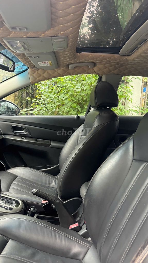 Chevrolet Cruze 2017 LTZ Trắng. Mua bán Ô tô tại Quận Cẩm Lệ Đà Nẵng được đăng bởi Nguyễn Đức Trưởng hình 4