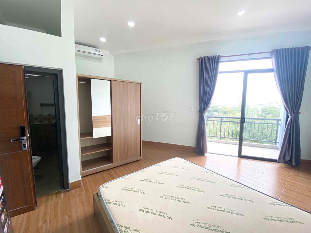 [ Quận 2 ] - Trống Sẵn Phòng Banlcony Rộng Mặt Trước , Full Nội Thất 🏡