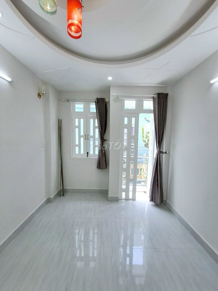 Nhà Đẹp Sổ Hồng Riêng, 36m2, Gần Cầu nguyễn Văn Cừ Giá 3,2 tỷ