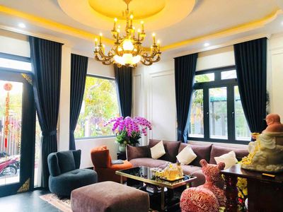 Bán căn villa 2 mặt tiền siêu đẳng cấp phường 4. Mua bán nhà ở tại Thành phố Đà Lạt Lâm Đồng được đăng bởi Thuy Truong