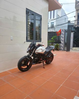 BÁN MÔ TÔ PKL HORNET 250cc- màu trắng- 95%. Mua bán Xe máy tại Quận Cẩm Lệ Đà Nẵng được đăng bởi lê thảo