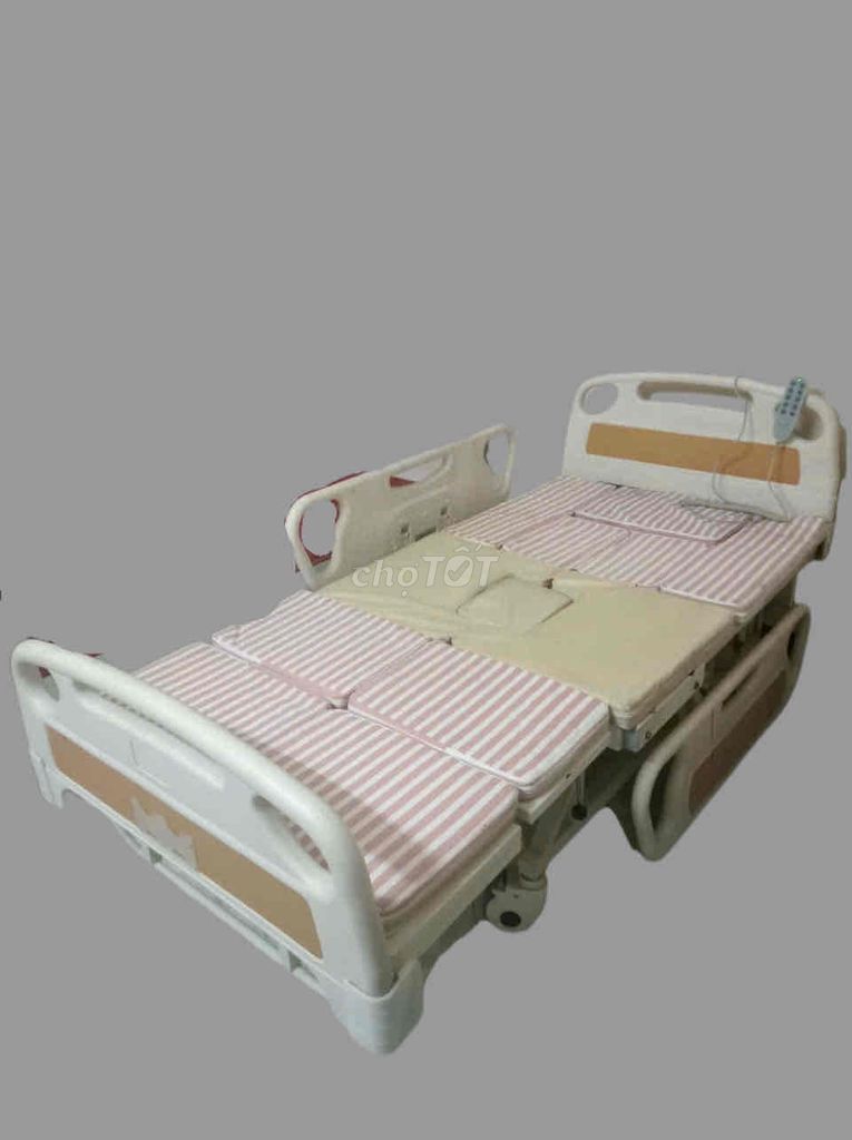 GIƯỜNG BÊNH NIKITA dùng điện - 12 chức năng. Mua bán Giường, chăn ga gối nệm tại Quận Gò Vấp Tp Hồ Chí Minh được đăng bởi Hương Thu hình 4