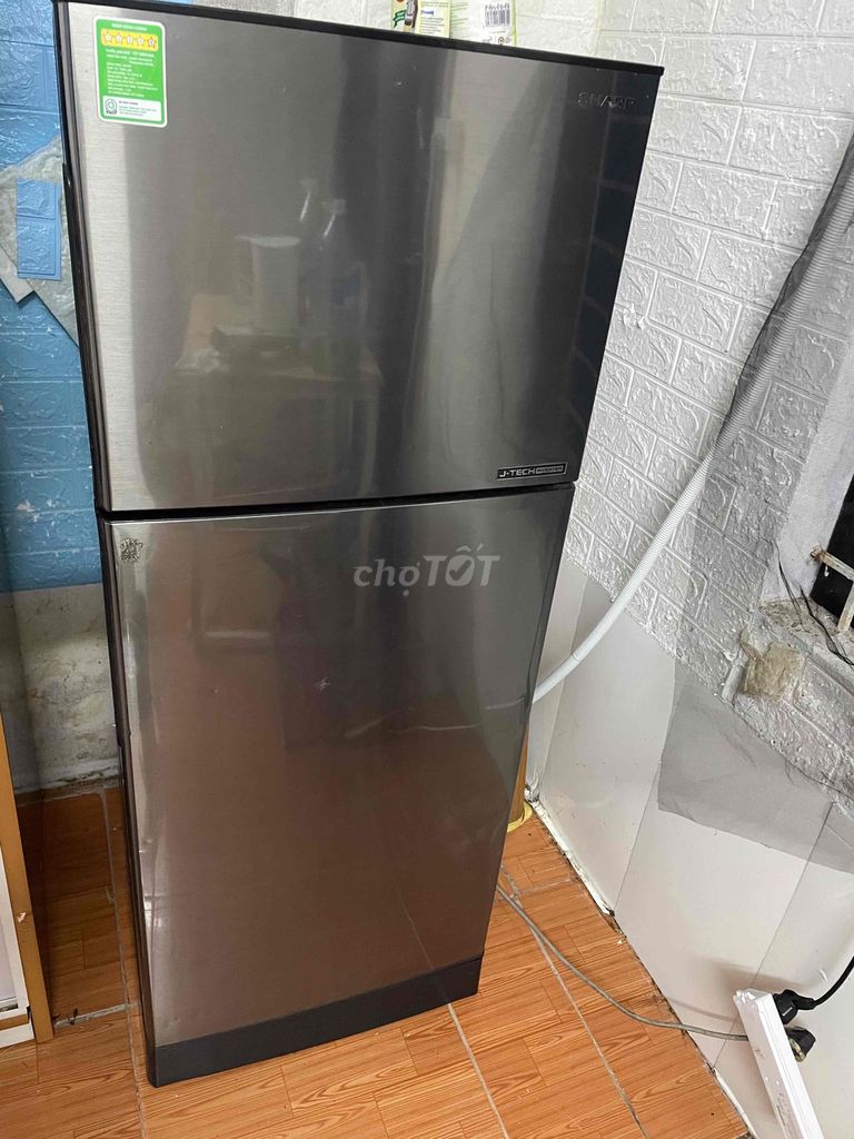 Tủ lạnh Sharp 196L Inverter Xám. Mua bán Tủ lạnh tại Quận Bắc Từ Liêm Hà Nội được đăng bởi tung hình 1