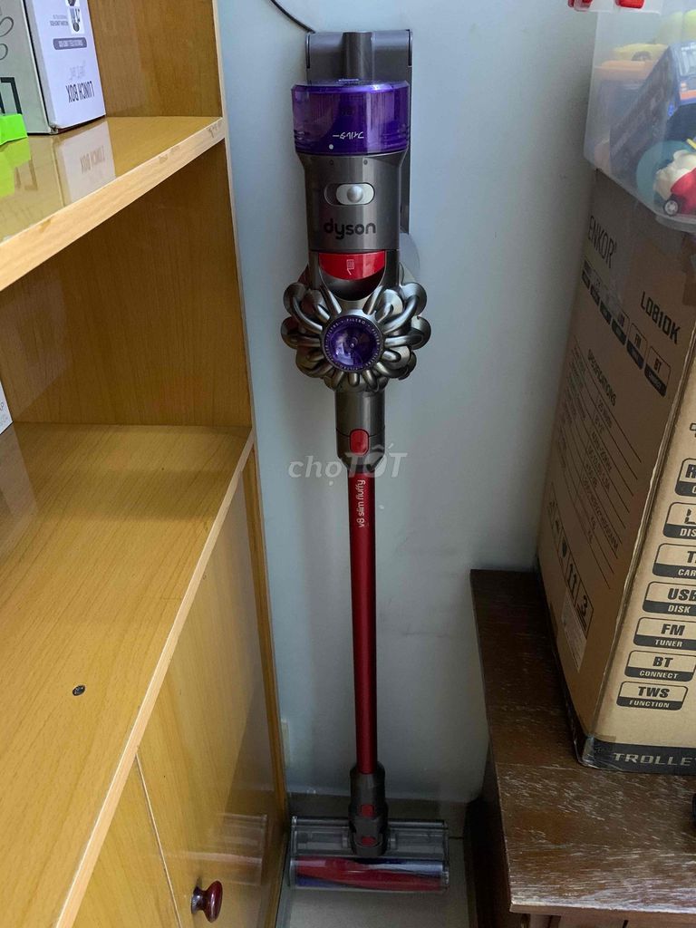 Máy hút bụi cầm tay Dyson V8 Slim. Mua bán Nội thất, đồ gia dụng khác tại Quận 12 Tp Hồ Chí Minh được đăng bởi Văn Tám hình 6