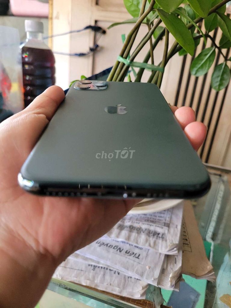Apple iPhone 11 Pro Max 64GB Xám Mỹ Đã sử dụng. Mua bán Điện thoại tại Quận Tân Phú Tp Hồ Chí Minh được đăng bởi Nhật Minh Smartphone hình 1