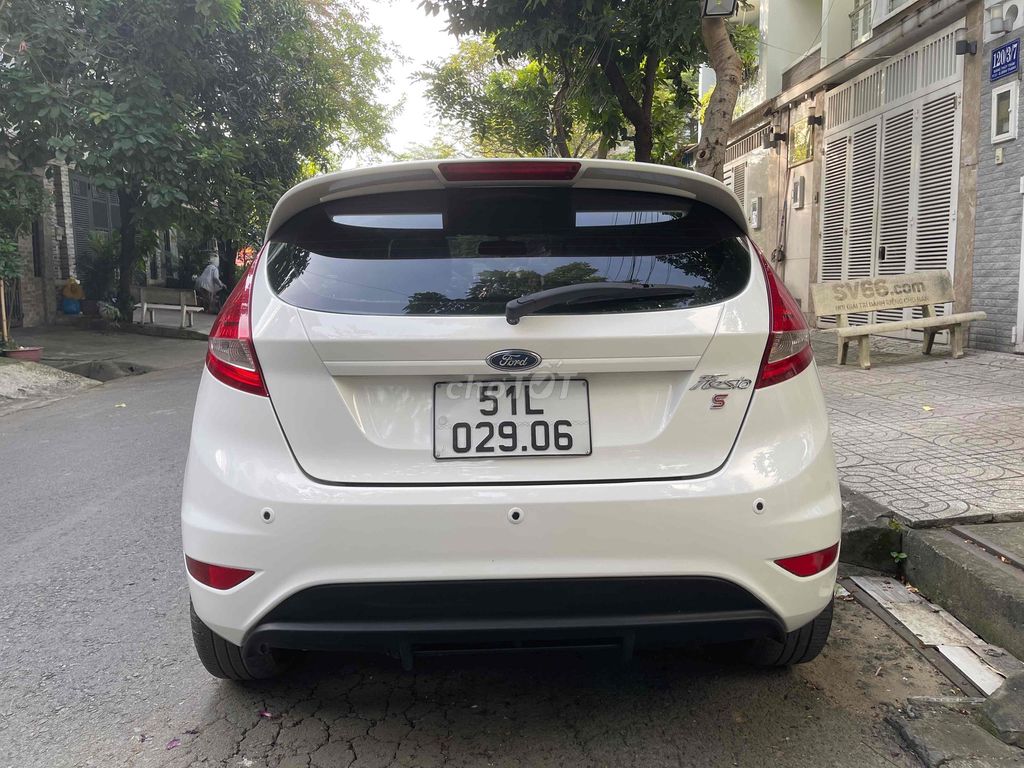 Ford Fiesta 2011 1.6S AT Hatchback 88.000 km. Mua bán Ô tô tại Quận 6 Tp Hồ Chí Minh được đăng bởi Salon Xe Lướt Sài Gòn hình 5
