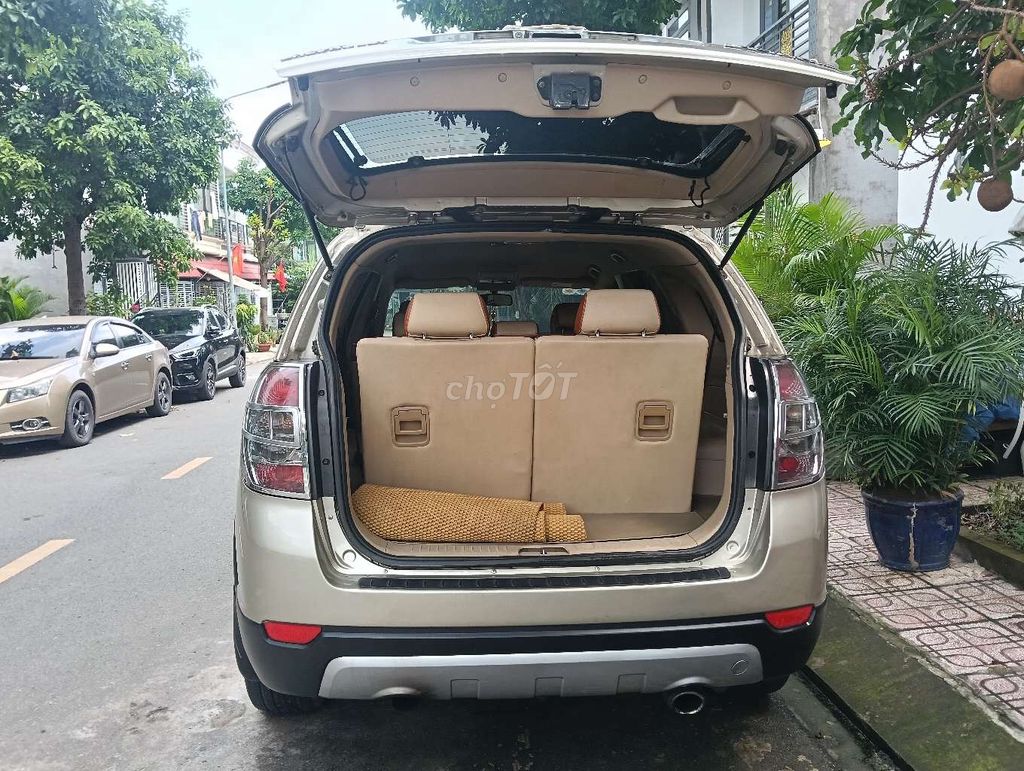 Chevrolet Captiva Vàng cát 7 chỗ. Mua bán Ô tô tại Thành phố Dĩ An Bình Dương được đăng bởi Trieu Nguyen hình 13