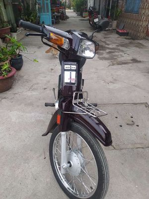 Honda Dream II màu Nâu đỏ. Mua bán Xe máy tại Huyện Bình Chánh Tp Hồ Chí Minh được đăng bởi Duc Dinh
