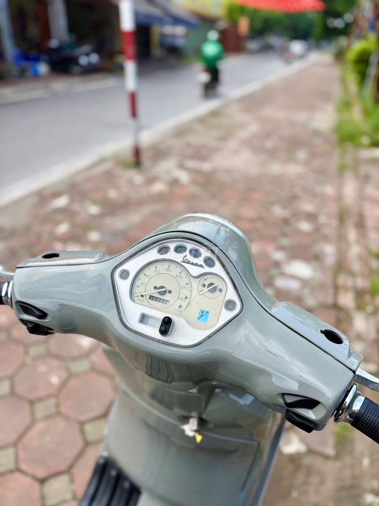 Vespa LX  ie 2012 xanh xi măng biển Ba Đình. Mua bán Xe máy tại Quận Hoàng Mai Hà Nội được đăng bởi Trường Giang Phạm hình 7