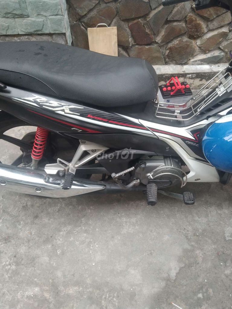 Kẹt tiền về quê nên cần bán gấp. Mua bán Xe máy tại Quận Gò Vấp Tp Hồ Chí Minh được đăng bởi Lê hình 5